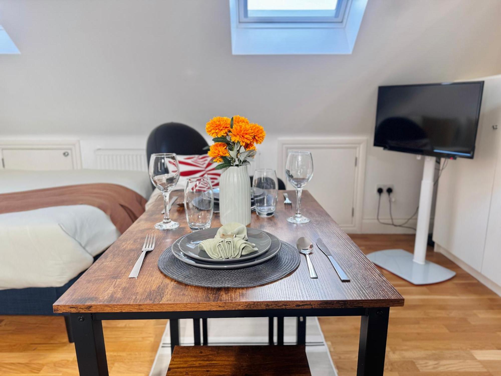 Ideal Studio Loft 30Min To Central Londres Exterior foto